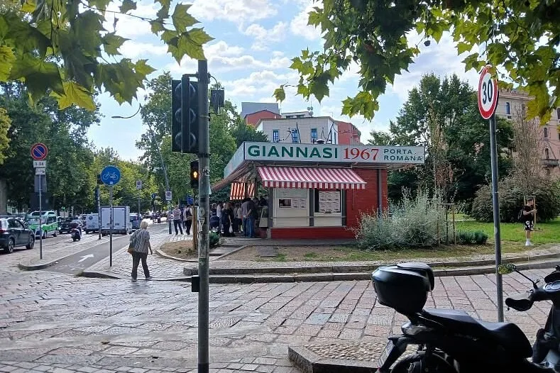 Giannasi dal 1967 takeaway located in Porta Romana district in Milan, Italy
